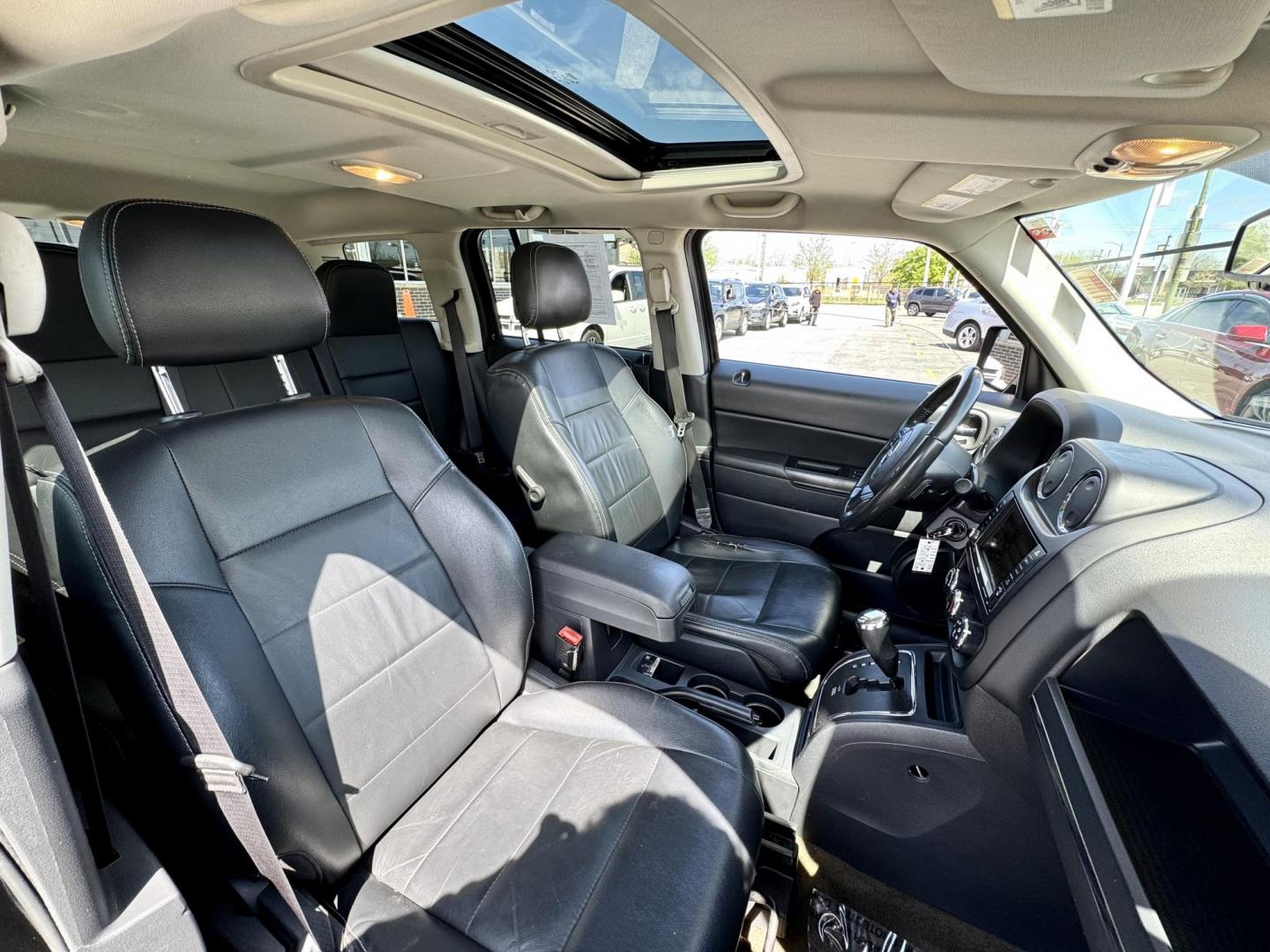 2017 BLACK Jeep Patriot Latitude 4WD (1C4NJRFB8HD) with an 2.4L L4 DOHC 16V engine, located at 7600 S Western Ave., Chicago, IL, 60620, (773) 918-3980, 0.000000, 0.000000 - Photo#9