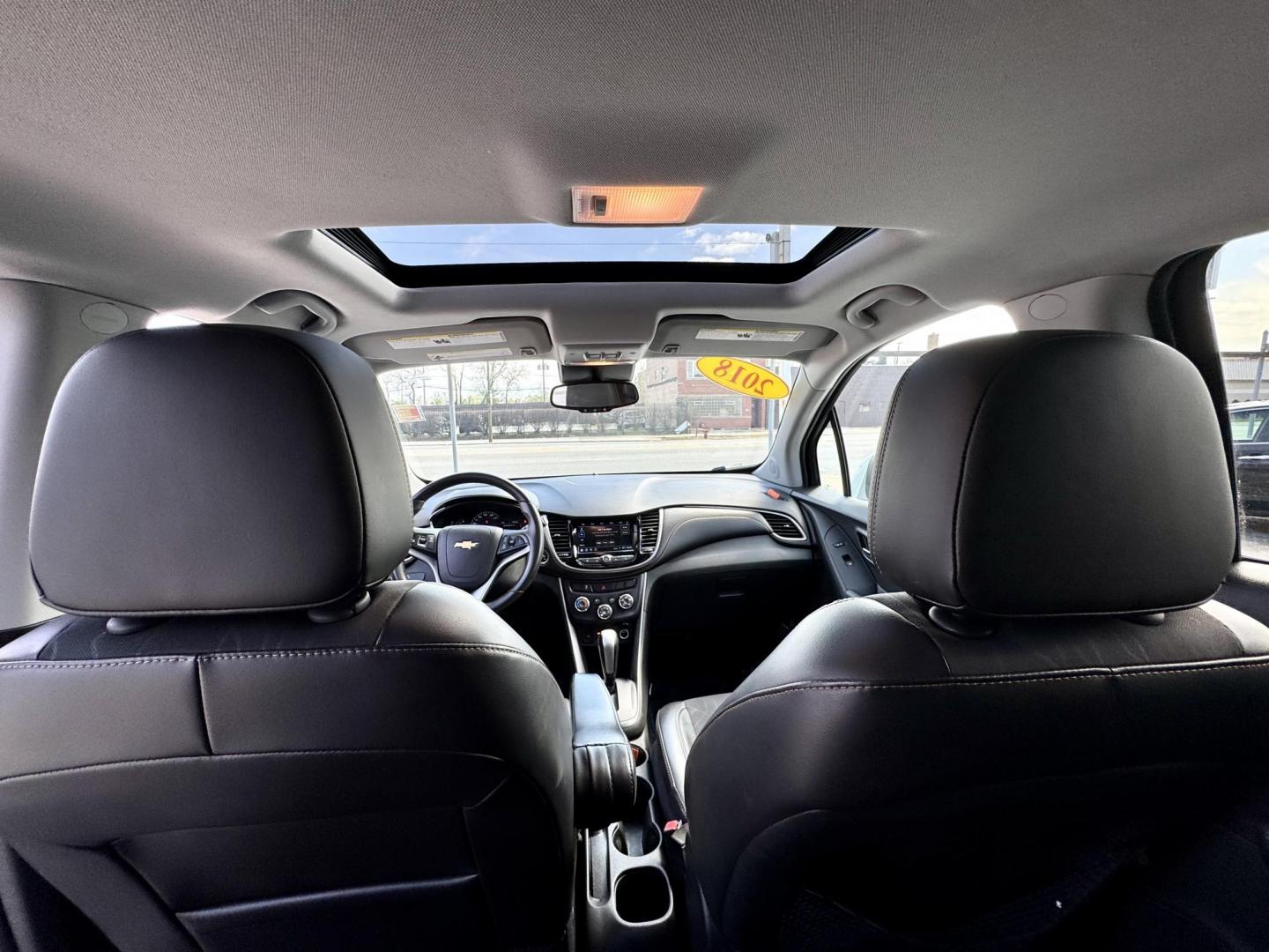 2018 SILVER Chevrolet Trax LT AWD (3GNCJPSB3JL) with an 1.4L L4 DOHC 16V engine, 6A transmission, located at 7600 S Western Ave., Chicago, IL, 60620, (773) 918-3980, 0.000000, 0.000000 - Photo#10
