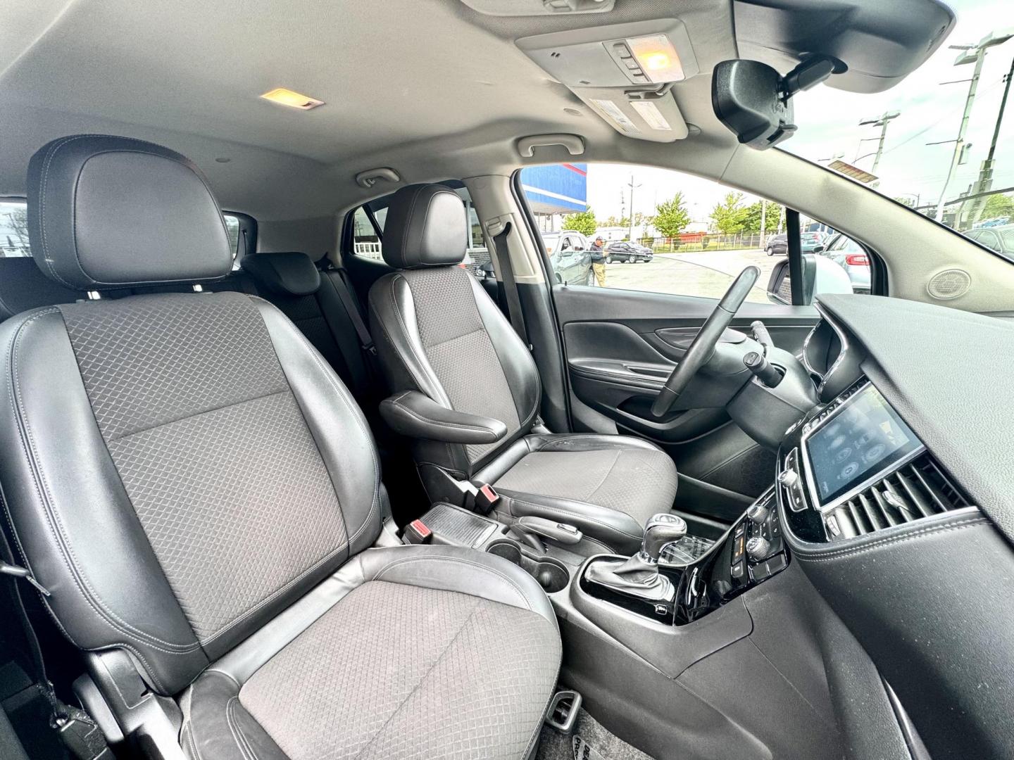 2018 SILVER Buick Encore Preferred FWD (KL4CJASBXJB) with an 1.4L L4 DOHC 16V TURBO engine, 6A transmission, located at 7600 S Western Ave., Chicago, IL, 60620, (773) 918-3980, 0.000000, 0.000000 - Photo#11
