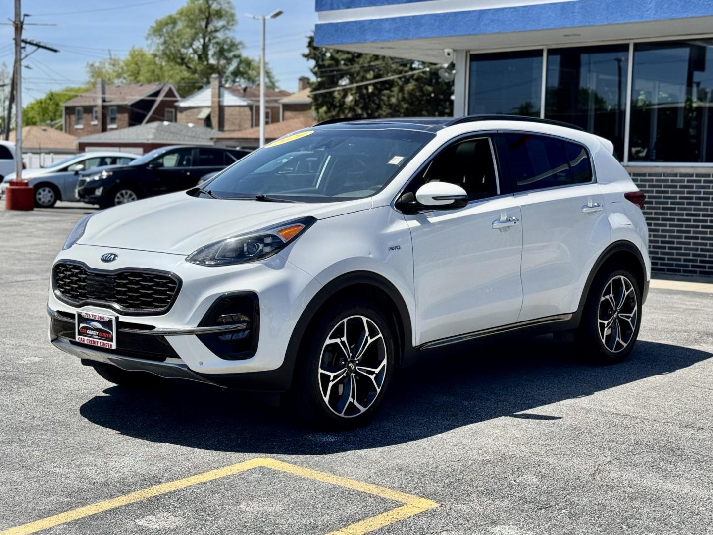 2020 WHITE Kia Sportage SX AWD (KNDPRCA61L7) with an 2.0L L4 DOHC 16V engine, 6A transmission, located at 7600 S Western Ave., Chicago, IL, 60620, (773) 918-3980, 0.000000, 0.000000 - Photo#2