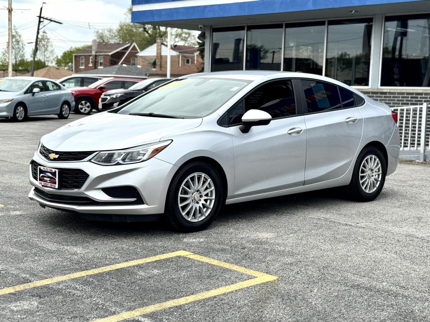 2018 SILVER Chevrolet Cruze LS Auto (1G1BC5SM4J7) with an 1.4L L4 DOHC 16V TURBO engine, 6A transmission, located at 7600 S Western Ave., Chicago, IL, 60620, (773) 918-3980, 0.000000, 0.000000 - Photo#1