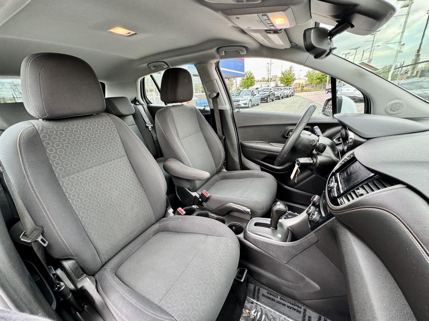 2020 WHITE Chevrolet Trax LS FWD (3GNCJKSB2LL) with an 1.4L L4 DOHC 16V engine, 6A transmission, located at 7600 S Western Ave., Chicago, IL, 60620, (773) 918-3980, 0.000000, 0.000000 - Photo#11
