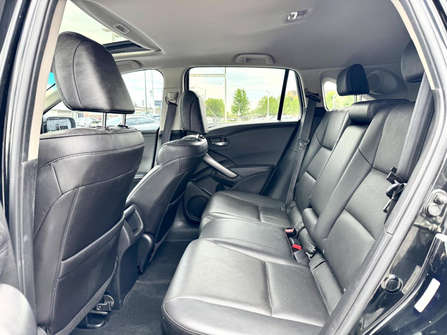 2015 BLACK Acura RDX 6-Spd AT AWD w/ Technology Package (5J8TB4H53FL) with an 2.3L L4 DOHC 16V engine, 6-Speed Automatic transmission, located at 7600 S Western Ave., Chicago, IL, 60620, (773) 918-3980, 0.000000, 0.000000- Photo#8