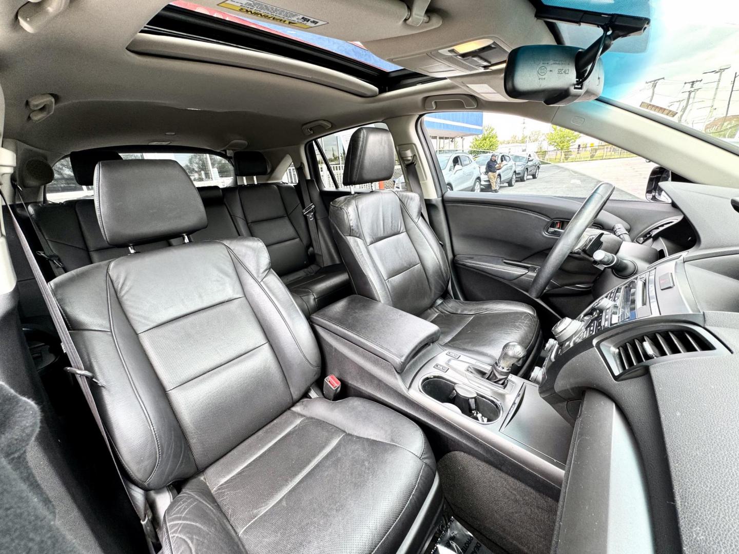 2015 BLACK Acura RDX 6-Spd AT AWD w/ Technology Package (5J8TB4H53FL) with an 2.3L L4 DOHC 16V engine, 6-Speed Automatic transmission, located at 7600 S Western Ave., Chicago, IL, 60620, (773) 918-3980, 0.000000, 0.000000- Photo#12