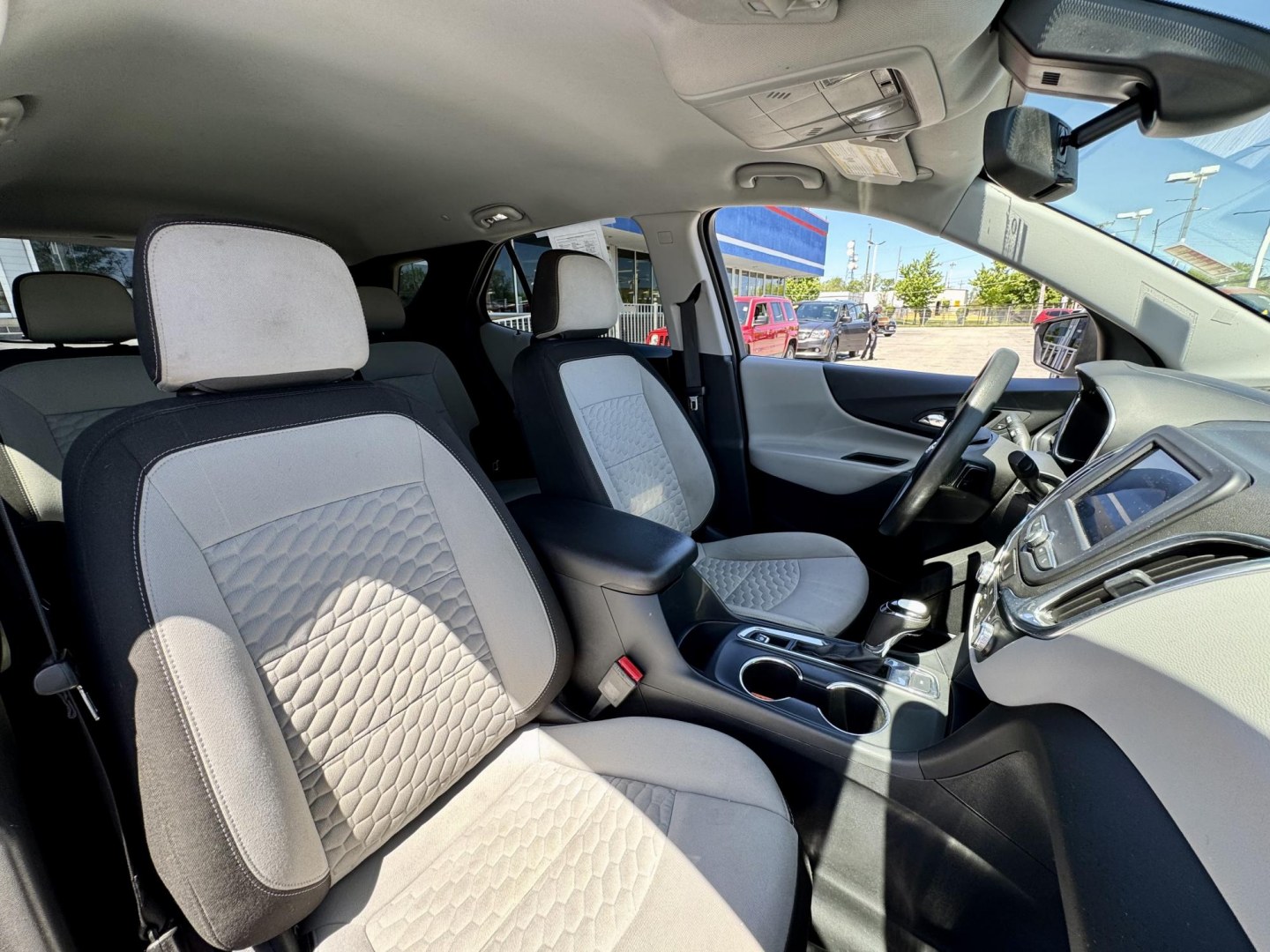 2020 WHITE Chevrolet Equinox LS 1.5 AWD (3GNAXSEV5LS) with an 1.5L L4 DOHC 16V TURBO engine, 6A transmission, located at 7600 S Western Ave., Chicago, IL, 60620, (773) 918-3980, 0.000000, 0.000000- Photo#11