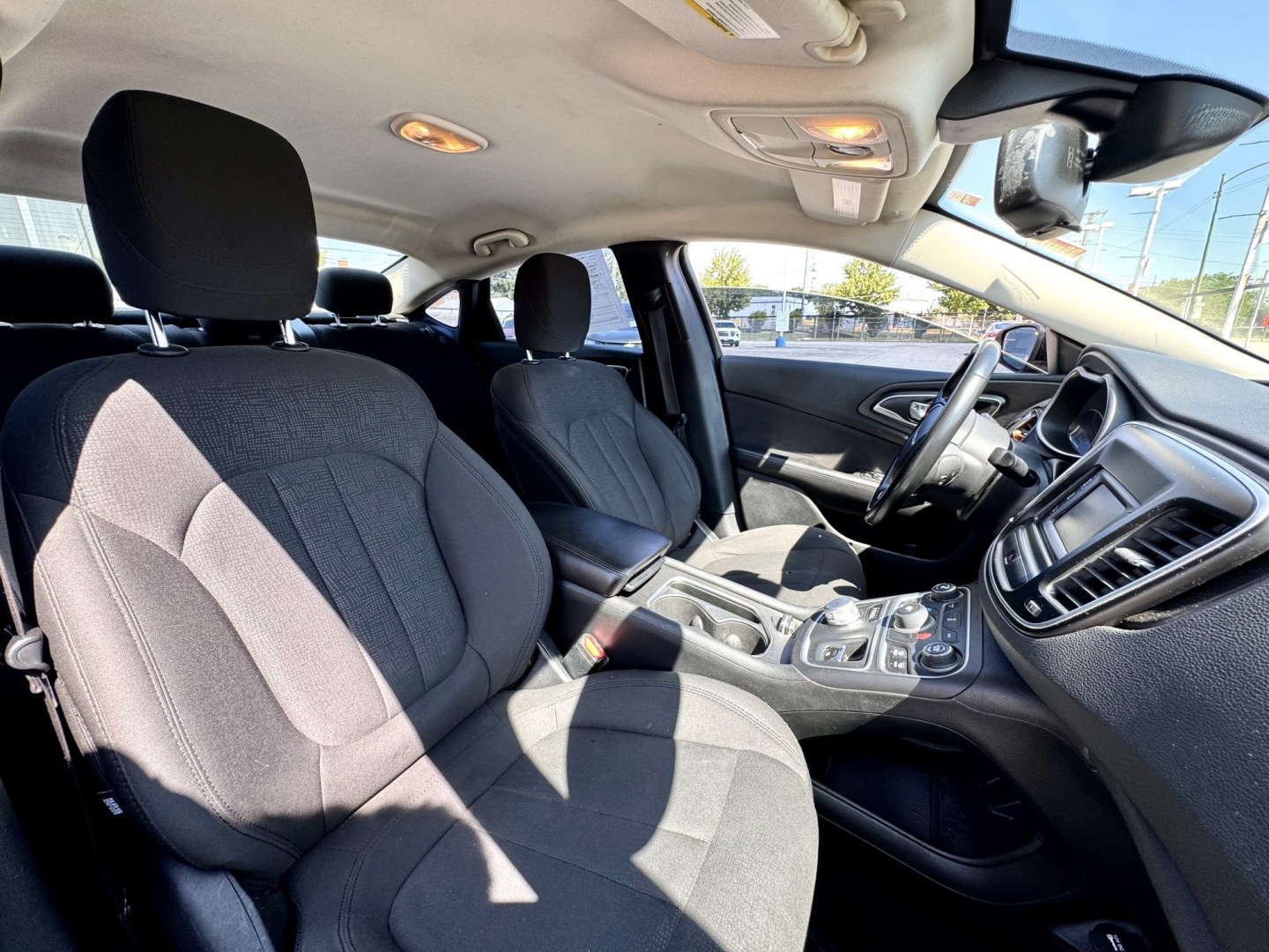2016 BLACK Chrysler 200 Limited (1C3CCCAB8GN) with an 2.4L L4 DOHC 16V engine, 9A transmission, located at 7600 S Western Ave., Chicago, IL, 60620, (773) 918-3980, 0.000000, 0.000000- Photo#9