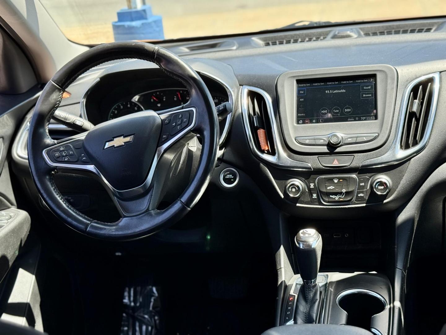 2019 ORANGE Chevrolet Equinox LT 2WD (2GNAXJEV0K6) with an 1.5L L4 DIR DOHC 16V TURBO engine, 6A transmission, located at 7600 S Western Ave., Chicago, IL, 60620, (773) 918-3980, 0.000000, 0.000000 - Photo#9