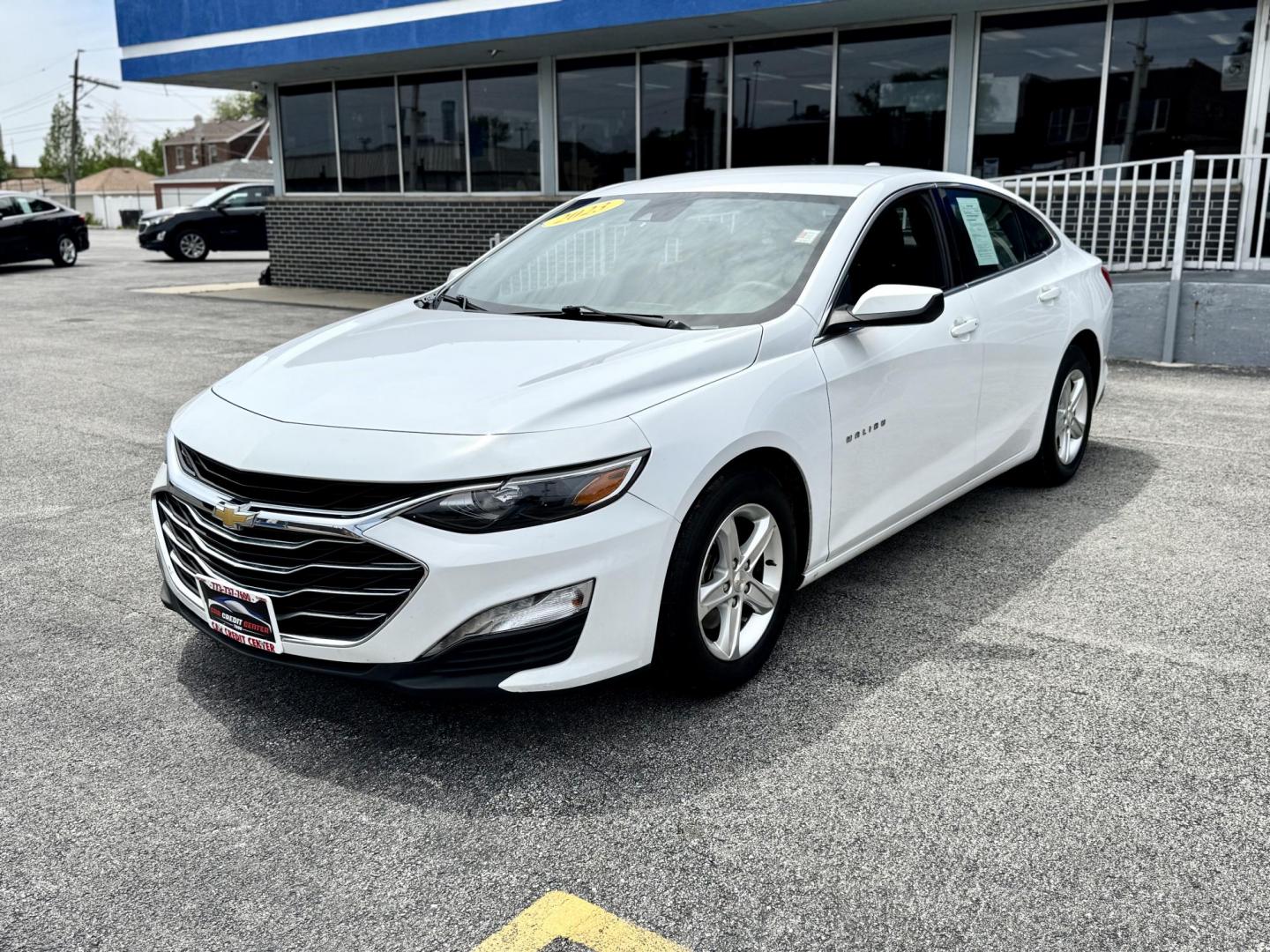 2023 WHITE Chevrolet Malibu 1LT (1G1ZD5ST2PF) with an 1.5L L4 DOHC 16V engine, 6A transmission, located at 7600 S Western Ave., Chicago, IL, 60620, (773) 918-3980, 0.000000, 0.000000 - Photo#2