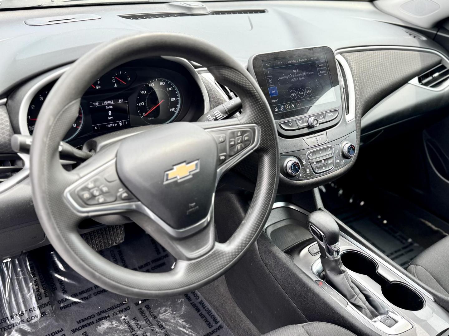 2023 WHITE Chevrolet Malibu 1LT (1G1ZD5ST2PF) with an 1.5L L4 DOHC 16V engine, 6A transmission, located at 7600 S Western Ave., Chicago, IL, 60620, (773) 918-3980, 0.000000, 0.000000 - Photo#5
