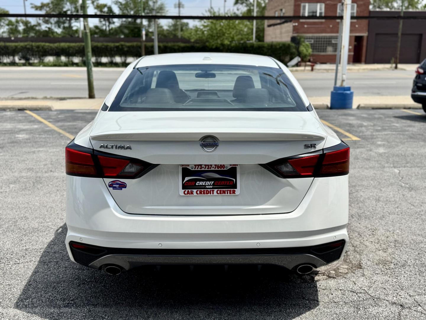 2020 WHITE Nissan Altima 2.5 SR (1N4BL4CV8LC) with an 2.5L L4 DOHC 16V engine, CVT transmission, located at 7600 S Western Ave., Chicago, IL, 60620, (773) 918-3980, 0.000000, 0.000000 - Photo#3