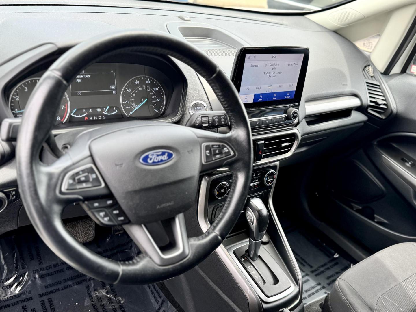 2020 WHITE Ford EcoSport SE (MAJ3S2GE2LC) with an 1.0L L3 engine, 6A transmission, located at 7600 S Western Ave., Chicago, IL, 60620, (773) 918-3980, 0.000000, 0.000000 - Photo#5