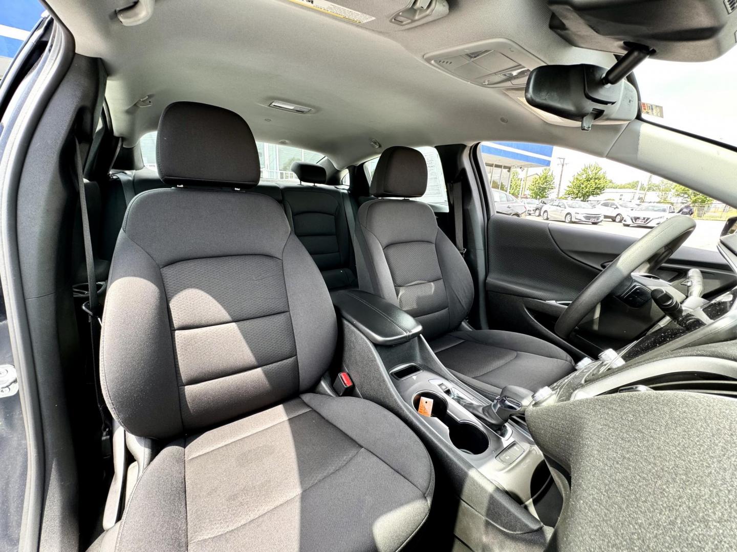 2023 GRAY Chevrolet Malibu 1LT (1G1ZD5ST4PF) with an 1.5L L4 DOHC 16V engine, 6A transmission, located at 7600 S Western Ave., Chicago, IL, 60620, (773) 918-3980, 0.000000, 0.000000 - Photo#9