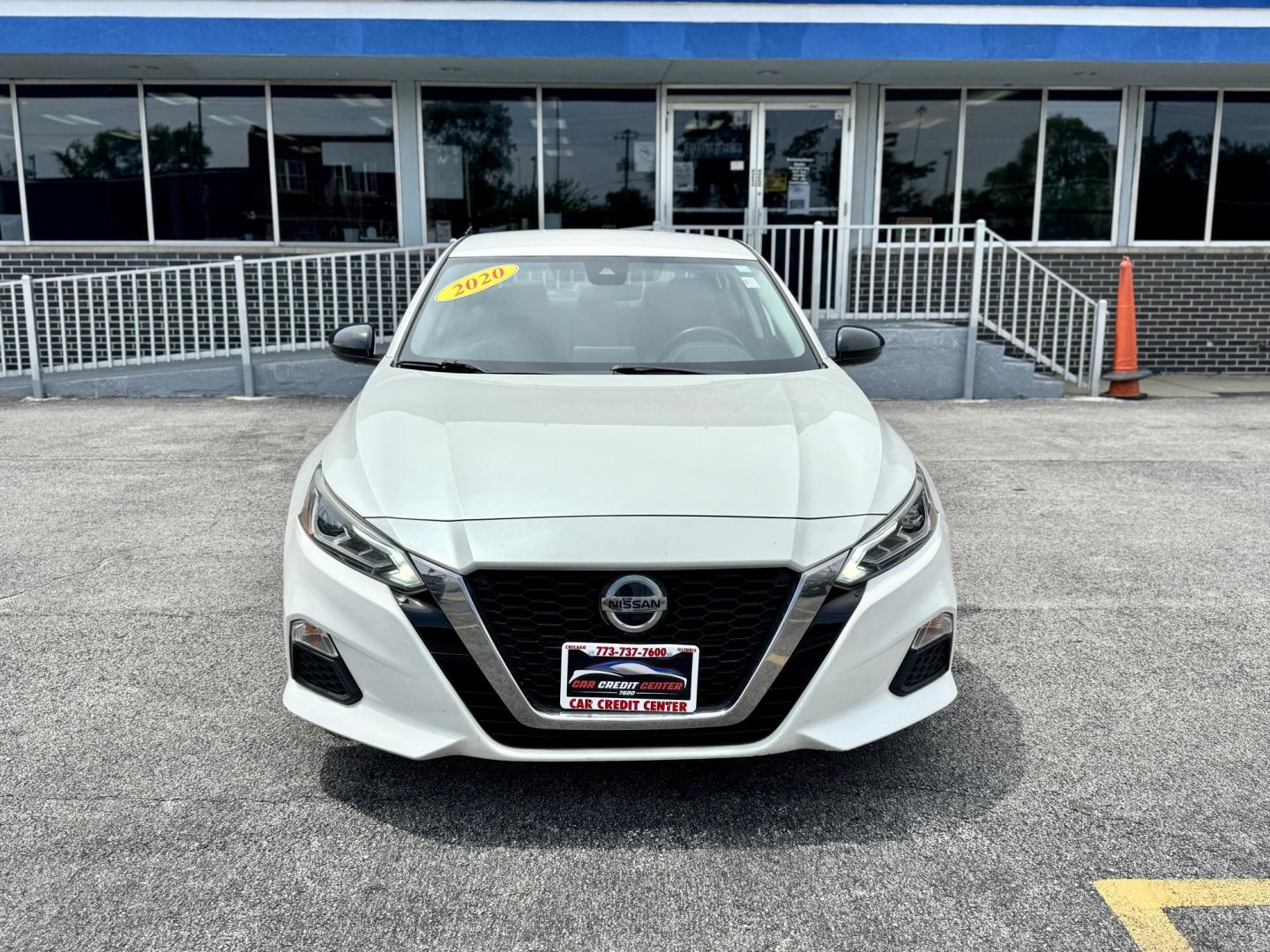 2020 WHITE Nissan Altima 2.5 SR (1N4BL4CV6LC) with an 2.5L L4 DOHC 16V engine, CVT transmission, located at 7600 S Western Ave., Chicago, IL, 60620, (773) 918-3980, 0.000000, 0.000000 - Photo#1