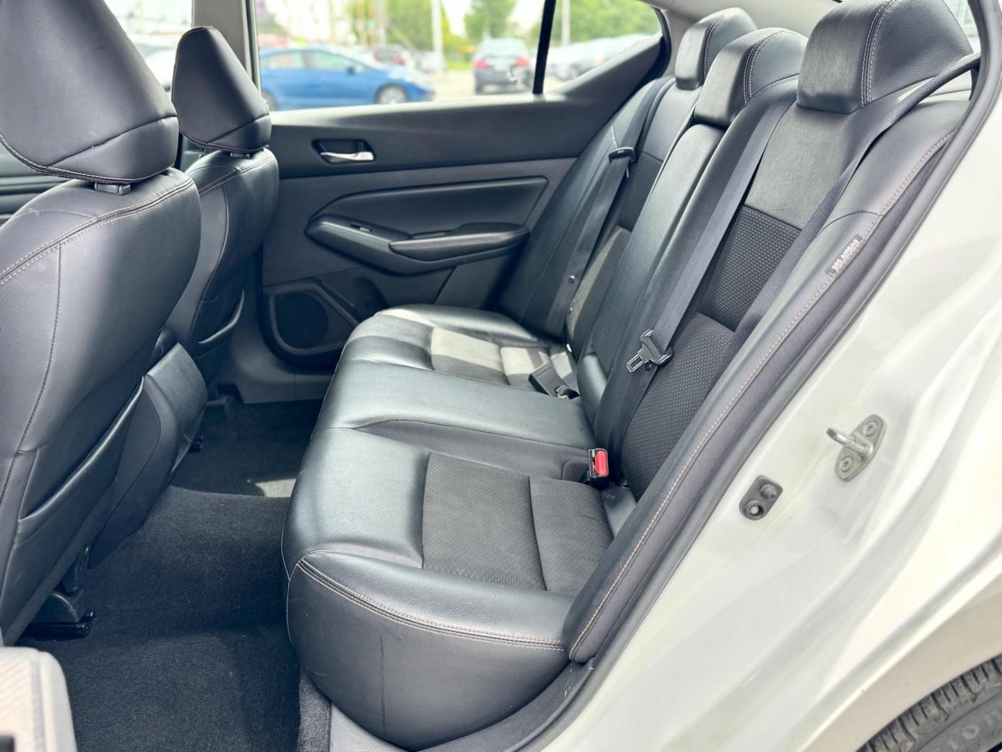 2020 WHITE Nissan Altima 2.5 SR (1N4BL4CV6LC) with an 2.5L L4 DOHC 16V engine, CVT transmission, located at 7600 S Western Ave., Chicago, IL, 60620, (773) 918-3980, 0.000000, 0.000000 - Photo#7
