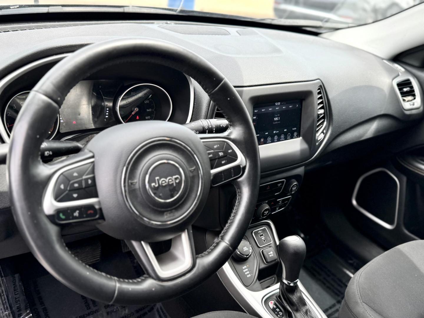2019 BLACK Jeep Compass Sport 4WD (3C4NJDAB4KT) with an 2.4L L4 DOHC 16V engine, 6M transmission, located at 7600 S Western Ave., Chicago, IL, 60620, (773) 918-3980, 0.000000, 0.000000 - Photo#5
