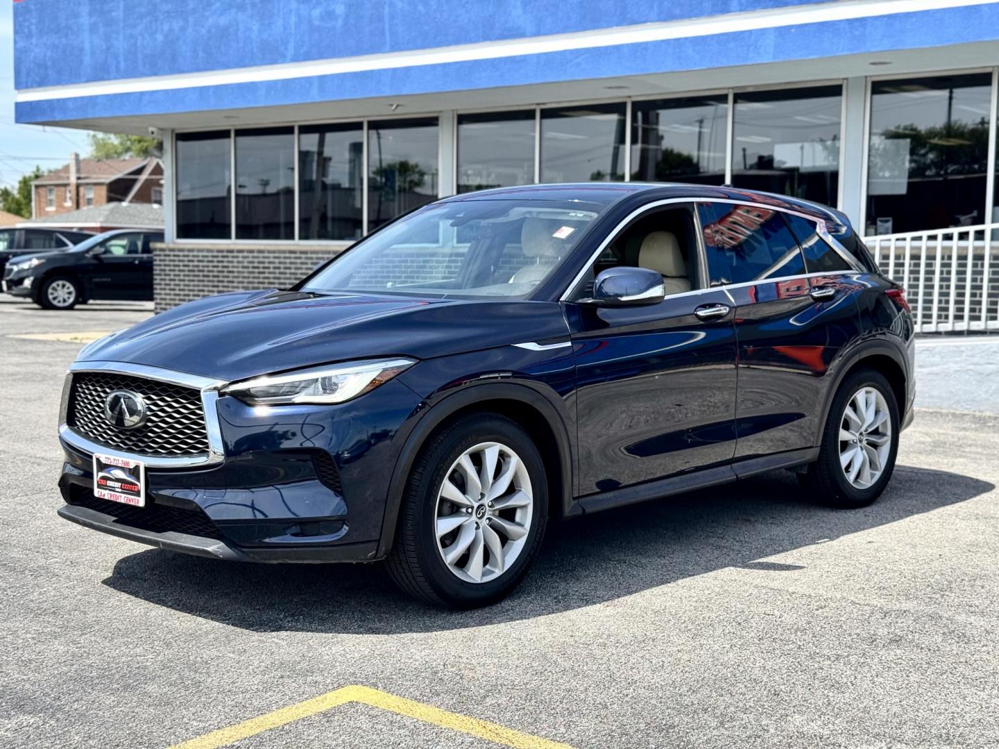 2019 BLUE Infiniti QX50 LUXE AWD (3PCAJ5M30KF) with an 2.0L L4 DOHC 16V engine, CVT transmission, located at 7600 S Western Ave., Chicago, IL, 60620, (773) 918-3980, 0.000000, 0.000000- Photo#2