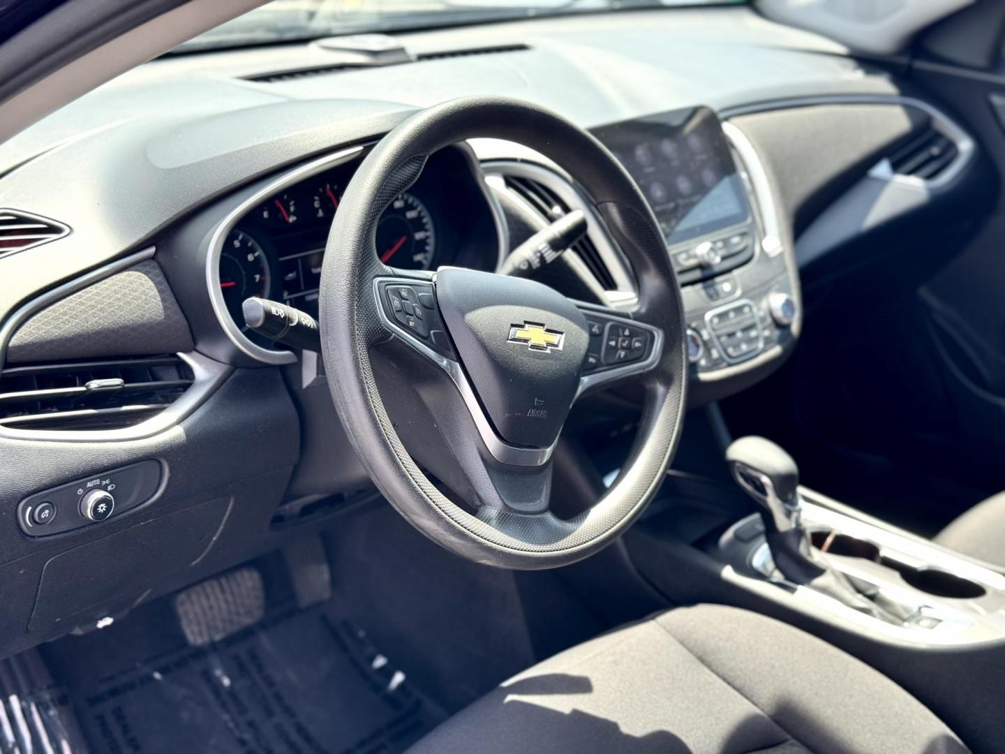 2022 BLUE Chevrolet Malibu LT (1G1ZD5ST2NF) with an 1.5L L4 DOHC 16V engine, 6A transmission, located at 7600 S Western Ave., Chicago, IL, 60620, (773) 918-3980, 0.000000, 0.000000- Photo#4