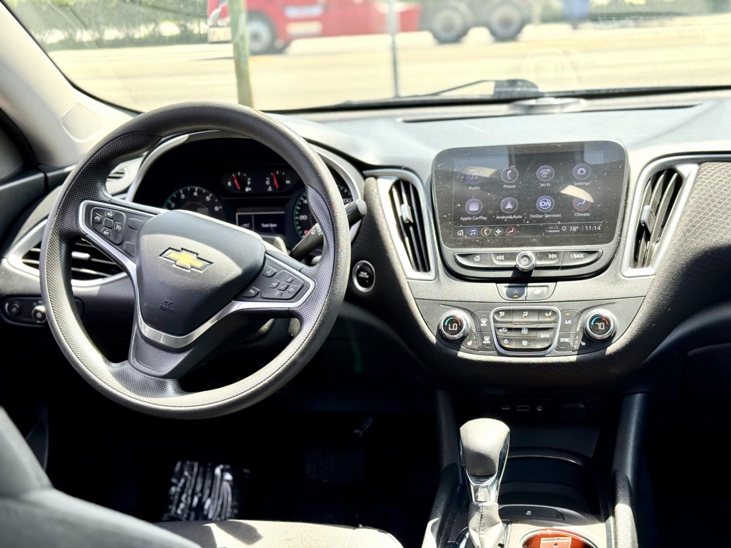 2022 BLUE Chevrolet Malibu LT (1G1ZD5ST2NF) with an 1.5L L4 DOHC 16V engine, 6A transmission, located at 7600 S Western Ave., Chicago, IL, 60620, (773) 918-3980, 0.000000, 0.000000- Photo#8