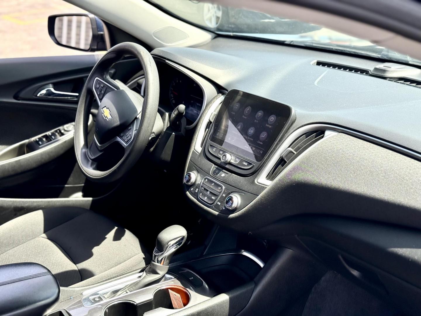 2022 BLUE Chevrolet Malibu LT (1G1ZD5ST2NF) with an 1.5L L4 DOHC 16V engine, 6A transmission, located at 7600 S Western Ave., Chicago, IL, 60620, (773) 918-3980, 0.000000, 0.000000- Photo#9