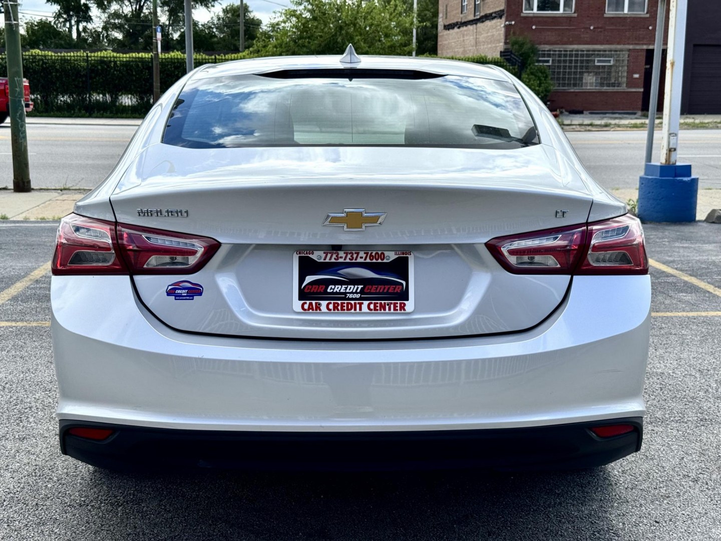2022 SILVER Chevrolet Malibu LT (1G1ZD5ST7NF) with an 1.5L L4 DOHC 16V engine, 6A transmission, located at 7600 S Western Ave., Chicago, IL, 60620, (773) 918-3980, 0.000000, 0.000000- Photo#3