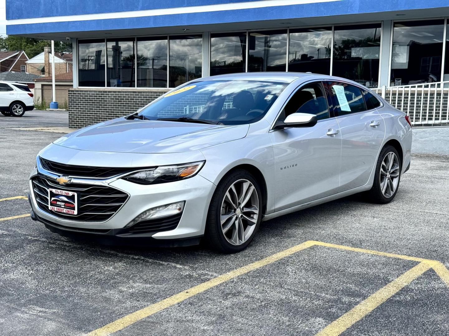 2022 SILVER Chevrolet Malibu LT (1G1ZD5ST7NF) with an 1.5L L4 DOHC 16V engine, 6A transmission, located at 7600 S Western Ave., Chicago, IL, 60620, (773) 918-3980, 0.000000, 0.000000- Photo#2