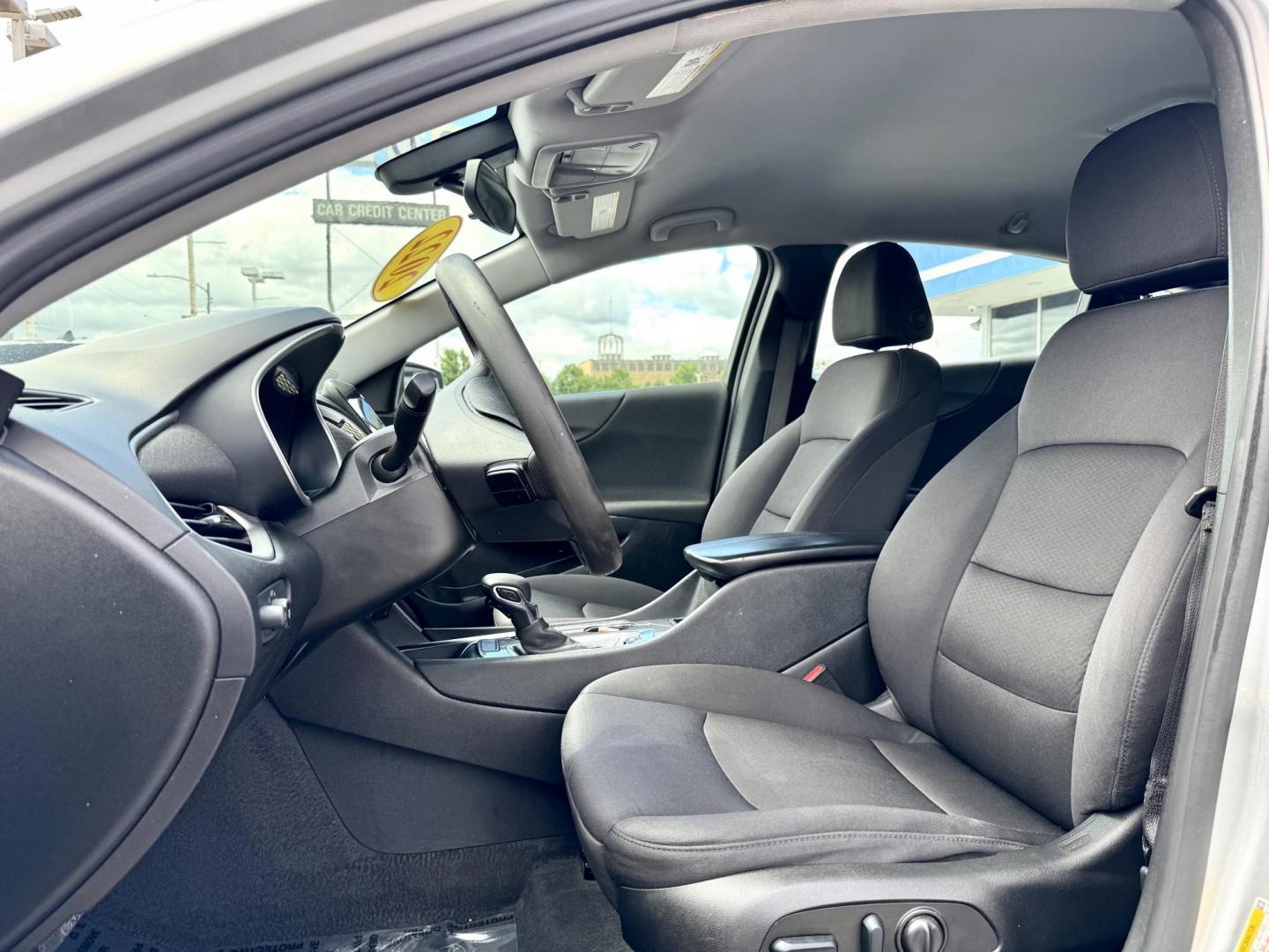 2022 SILVER Chevrolet Malibu LT (1G1ZD5ST7NF) with an 1.5L L4 DOHC 16V engine, 6A transmission, located at 7600 S Western Ave., Chicago, IL, 60620, (773) 918-3980, 0.000000, 0.000000- Photo#7