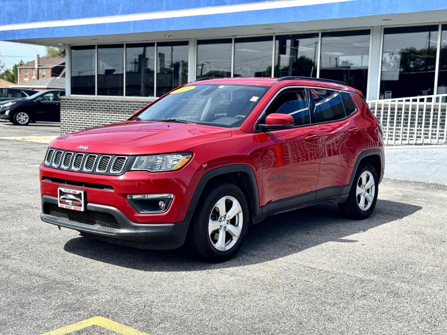 2018 RED Jeep Compass Sport FWD (3C4NJCBB7JT) with an 2.4L L4 DOHC 16V engine, located at 7600 S Western Ave., Chicago, IL, 60620, (773) 918-3980, 0.000000, 0.000000 - Photo#2