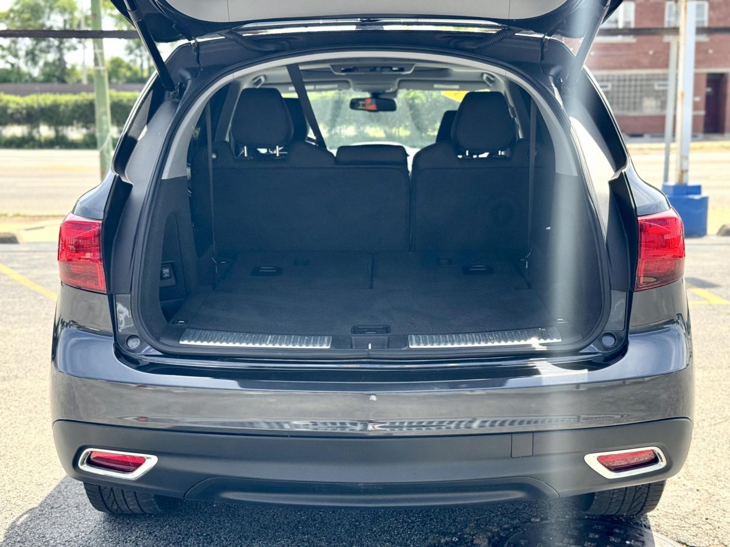 2015 BLACK Acura MDX SH-AWD 6-Spd AT w/Tech and Entertainment Package (5FRYD4H60FB) with an 3.5L V6 SOHC 24V engine, 6-Speed Automatic transmission, located at 7600 S Western Ave., Chicago, IL, 60620, (773) 918-3980, 0.000000, 0.000000 - Photo#4