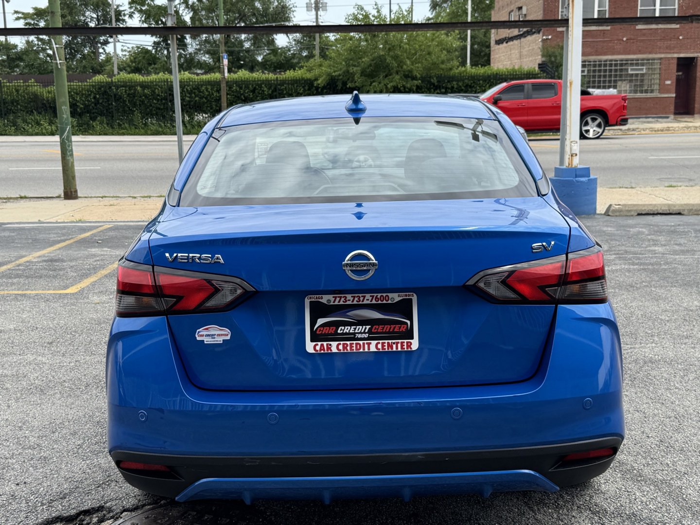 2021 BLUE Nissan Versa SV (3N1CN8EV1ML) with an 1.6L L4 DOHC 16V engine, CVT transmission, located at 7600 S Western Ave., Chicago, IL, 60620, (773) 918-3980, 0.000000, 0.000000- Photo#3