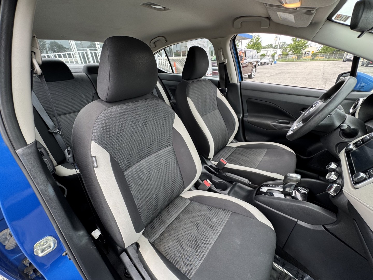 2021 BLUE Nissan Versa SV (3N1CN8EV1ML) with an 1.6L L4 DOHC 16V engine, CVT transmission, located at 7600 S Western Ave., Chicago, IL, 60620, (773) 918-3980, 0.000000, 0.000000- Photo#7