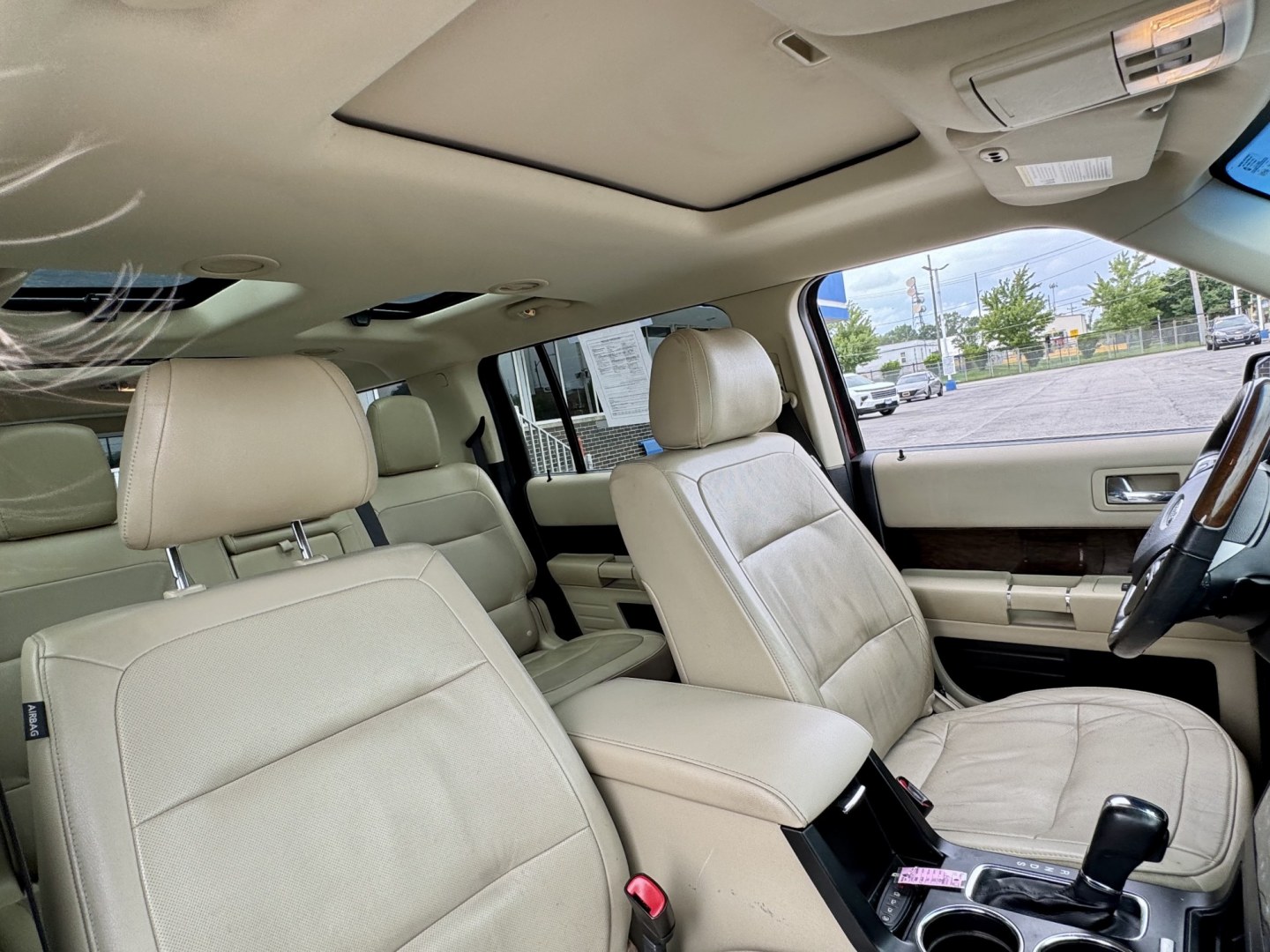 2018 BURGUND Ford Flex Limited AWD w/EcoBoost (2FMHK6DT0JB) with an 3.5L V6 DOHC 24V engine, 6A transmission, located at 7600 S Western Ave., Chicago, IL, 60620, (773) 918-3980, 0.000000, 0.000000- Photo#8
