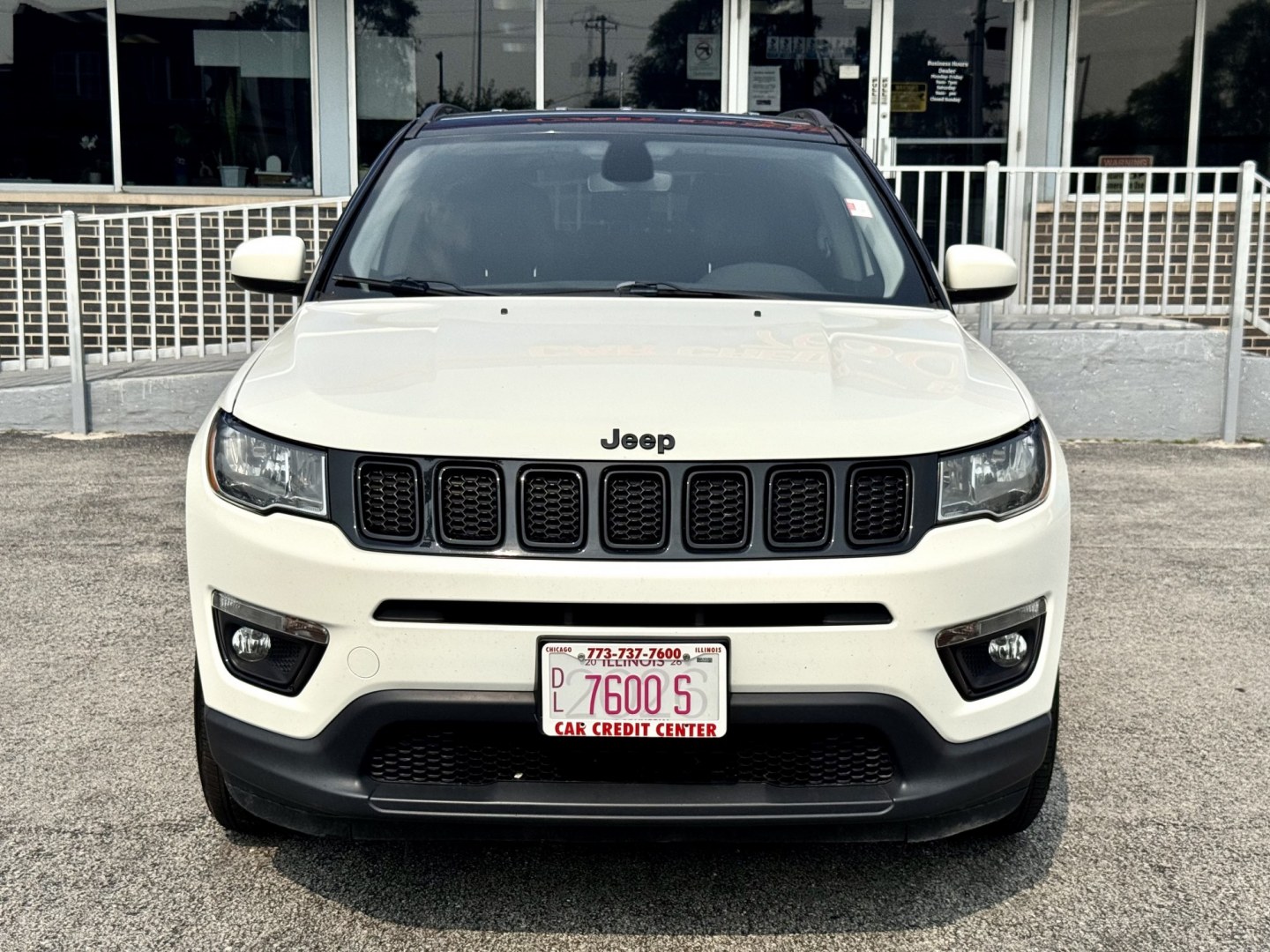 2018 WHITE Jeep Compass Sport FWD (3C4NJCBB4JT) with an 2.4L L4 DOHC 16V engine, located at 7600 S Western Ave., Chicago, IL, 60620, (773) 918-3980, 0.000000, 0.000000- Photo#1