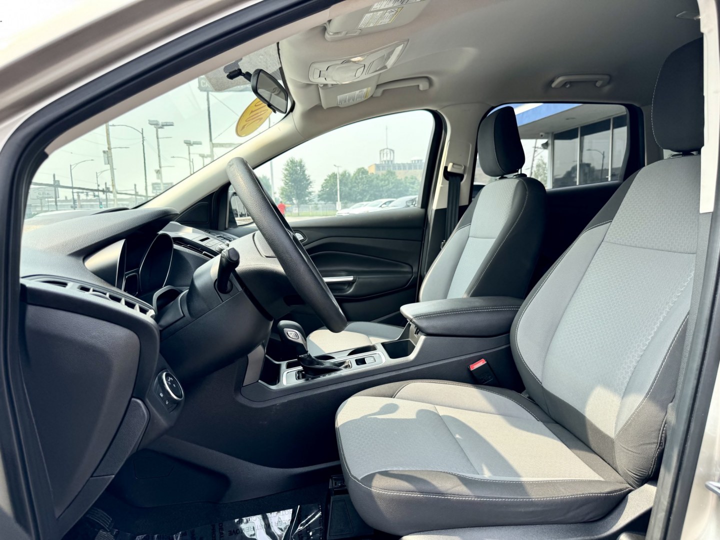 2018 GOLD Ford Escape SE FWD (1FMCU0GD4JU) with an 1.5L L4 DOHC 16V engine, 6A transmission, located at 7600 S Western Ave., Chicago, IL, 60620, (773) 918-3980, 0.000000, 0.000000- Photo#8