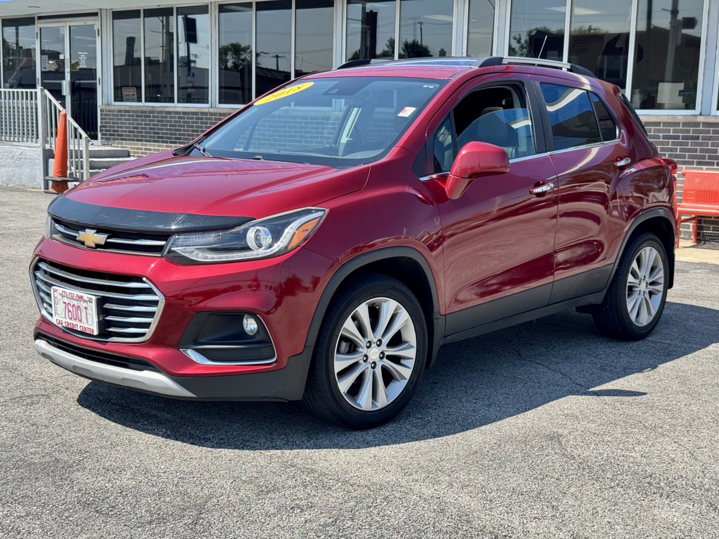 2018 RED Chevrolet Trax Premier AWD (3GNCJRSB6JL) with an 1.4L L4 DOHC 16V engine, 6A transmission, located at 7600 S Western Ave., Chicago, IL, 60620, (773) 918-3980, 0.000000, 0.000000- Photo#2