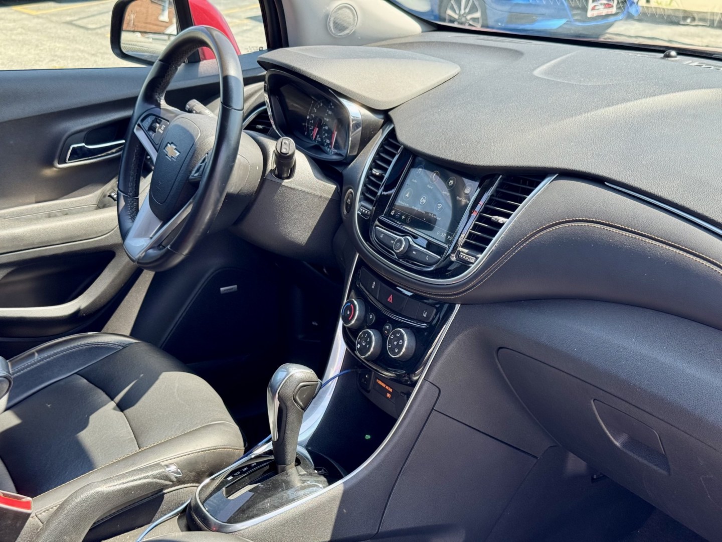 2018 RED Chevrolet Trax Premier AWD (3GNCJRSB6JL) with an 1.4L L4 DOHC 16V engine, 6A transmission, located at 7600 S Western Ave., Chicago, IL, 60620, (773) 918-3980, 0.000000, 0.000000- Photo#11