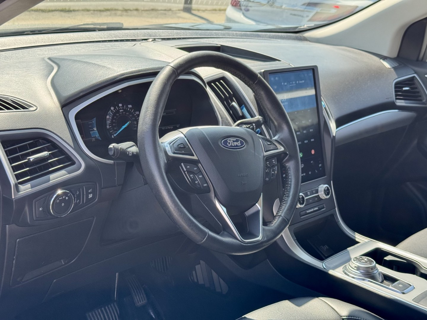 2021 BLACK Ford Edge SEL FWD (2FMPK3J97MB) with an 2.0L L4 DOHC 16V engine, 6A transmission, located at 7600 S Western Ave., Chicago, IL, 60620, (773) 918-3980, 0.000000, 0.000000- Photo#5