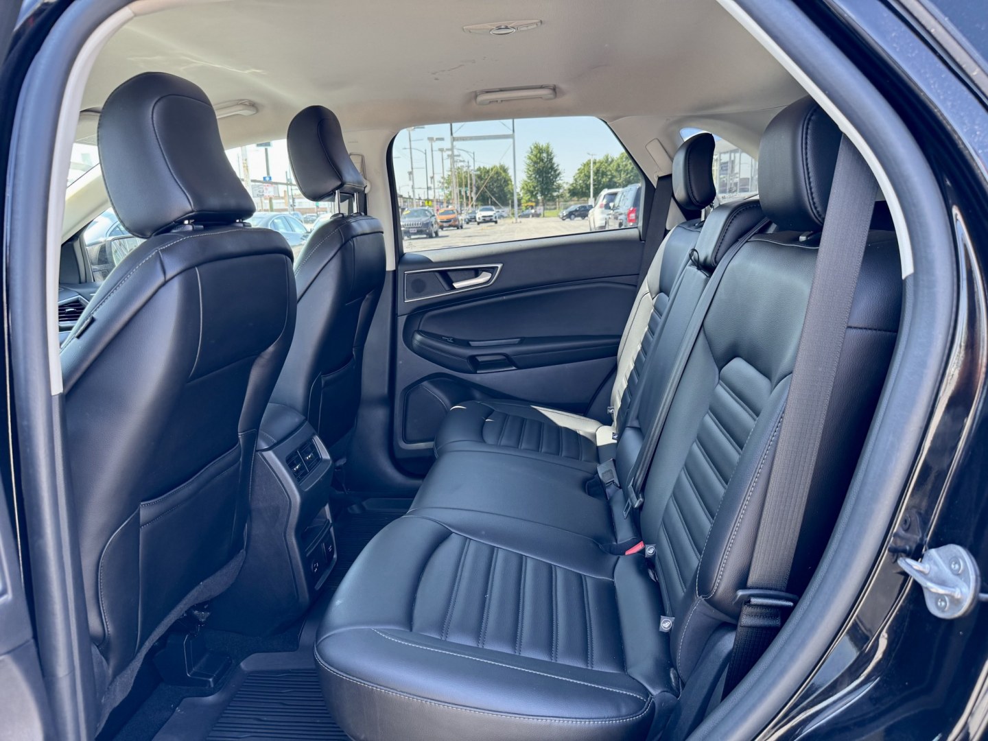 2021 BLACK Ford Edge SEL FWD (2FMPK3J97MB) with an 2.0L L4 DOHC 16V engine, 6A transmission, located at 7600 S Western Ave., Chicago, IL, 60620, (773) 918-3980, 0.000000, 0.000000- Photo#8