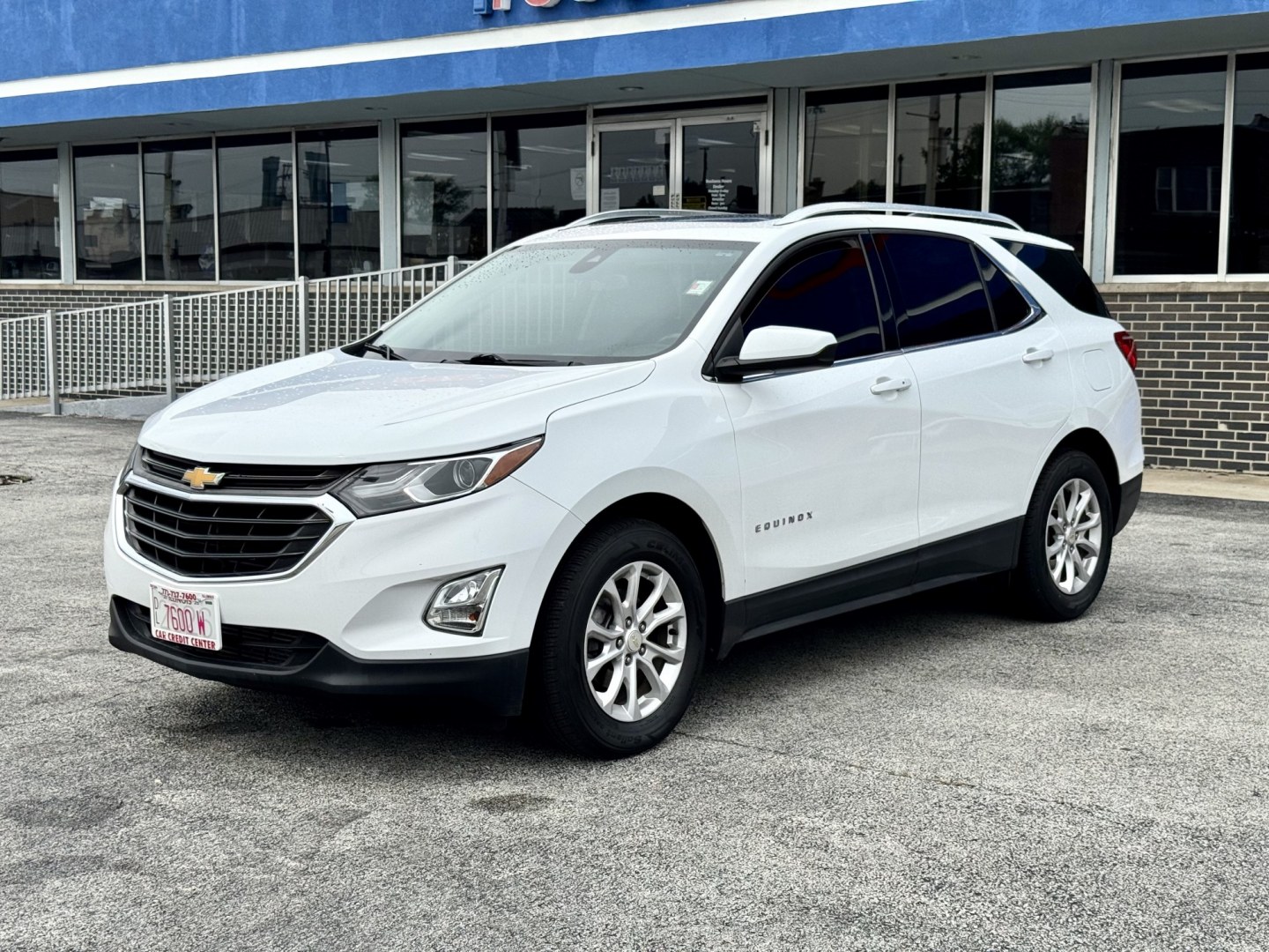 2020 WHITE Chevrolet Equinox LT AWD (3GNAXUEV0LS) with an 1.5L L4 DOHC 16V TURBO engine, 6A transmission, located at 7600 S Western Ave., Chicago, IL, 60620, (773) 918-3980, 0.000000, 0.000000- Photo#2