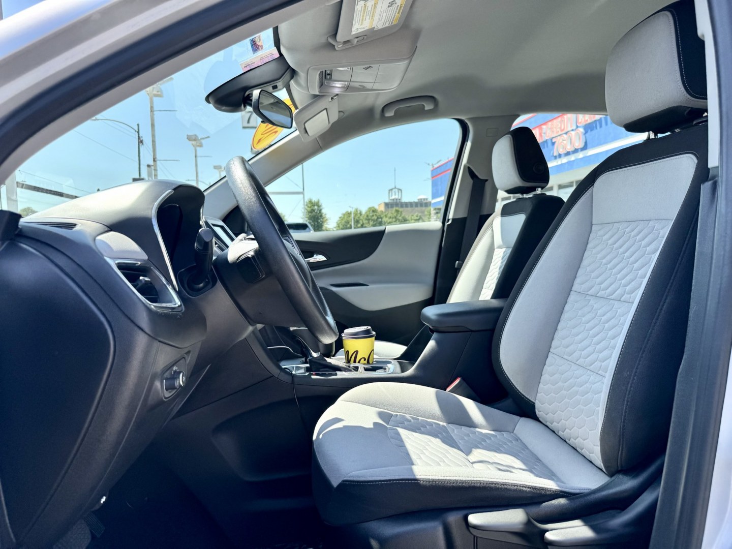 2020 SILVER Chevrolet Equinox LS 1.5 AWD (2GNAXSEV0L6) with an 1.5L L4 DIR DOHC 16V TURBO engine, 6A transmission, located at 7600 S Western Ave., Chicago, IL, 60620, (773) 918-3980, 0.000000, 0.000000- Photo#7