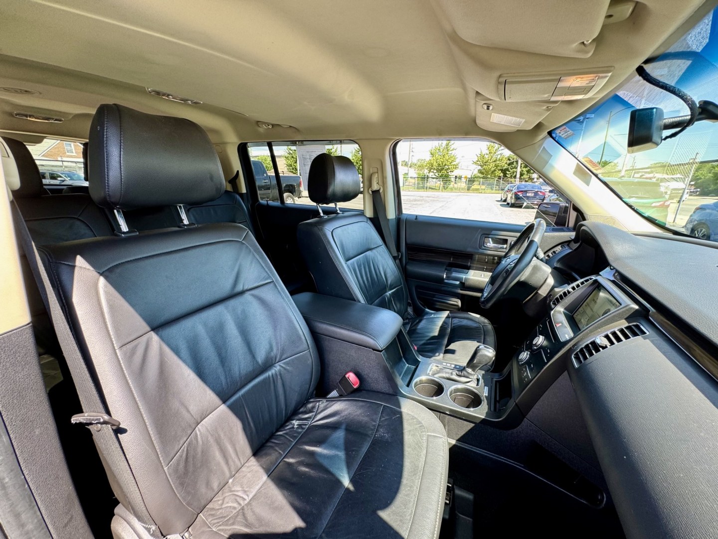 2018 RED Ford Flex SEL FWD (2FMGK5C87JB) with an 3.5L V6 DOHC 24V engine, 6A transmission, located at 7600 S Western Ave., Chicago, IL, 60620, (773) 918-3980, 0.000000, 0.000000- Photo#12