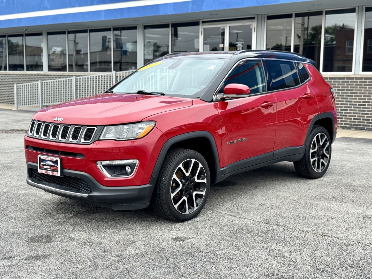 2018 RED Jeep Compass Limited 4WD (3C4NJDCB4JT) with an 2.4L L4 DOHC 16V engine, CVT transmission, located at 7600 S Western Ave., Chicago, IL, 60620, (773) 918-3980, 0.000000, 0.000000- Photo#2