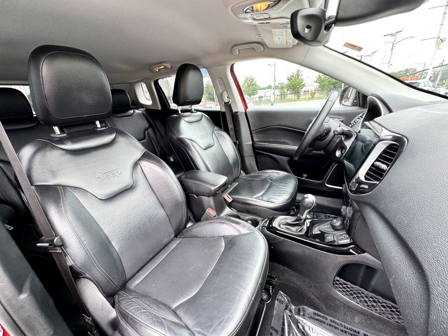 2018 RED Jeep Compass Limited 4WD (3C4NJDCB4JT) with an 2.4L L4 DOHC 16V engine, CVT transmission, located at 7600 S Western Ave., Chicago, IL, 60620, (773) 918-3980, 0.000000, 0.000000- Photo#11
