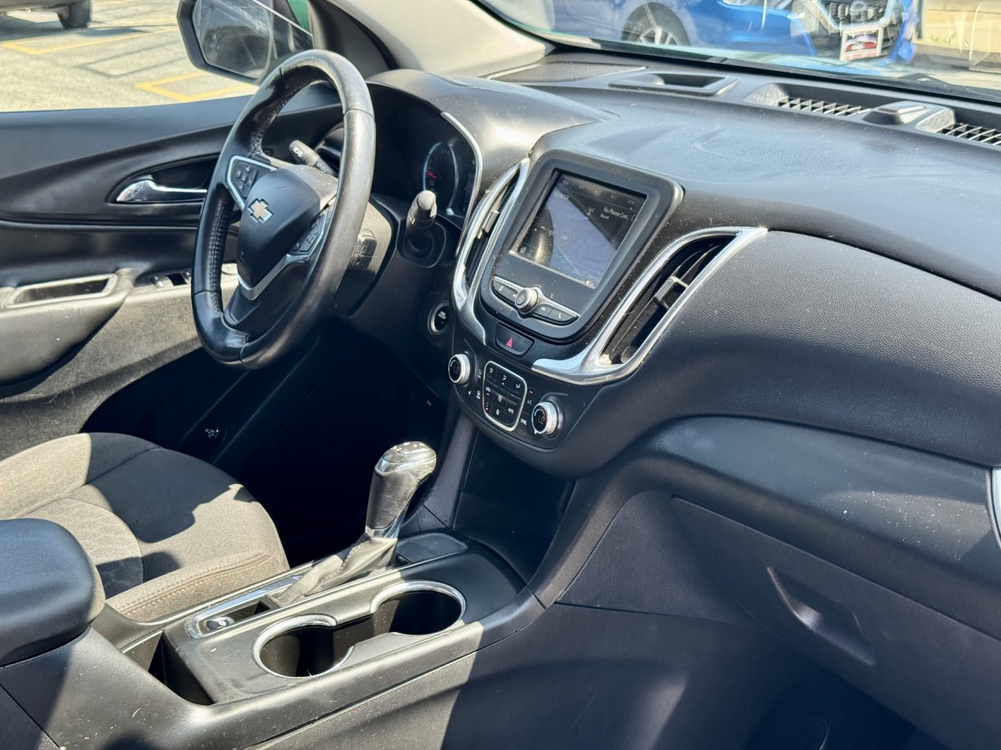 2019 GREEN Chevrolet Equinox LT 2WD (2GNAXJEV7K6) with an 1.5L L4 DIR DOHC 16V TURBO engine, 6A transmission, located at 7600 S Western Ave., Chicago, IL, 60620, (773) 918-3980, 0.000000, 0.000000- Photo#10
