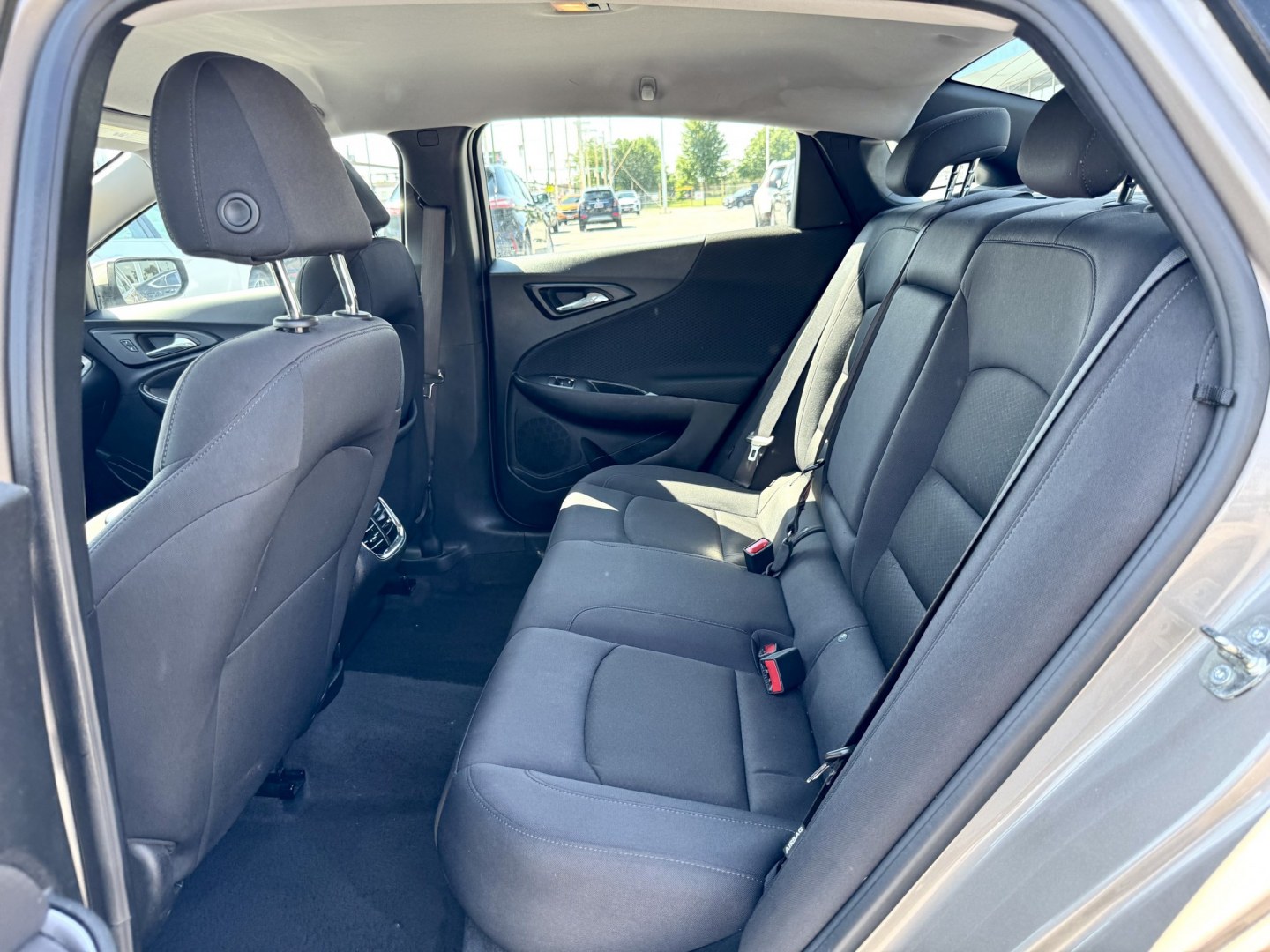 2023 GRAY Chevrolet Malibu 1LT (1G1ZD5ST0PF) with an 1.5L L4 DOHC 16V engine, 6A transmission, located at 7600 S Western Ave., Chicago, IL, 60620, (773) 918-3980, 0.000000, 0.000000- Photo#7