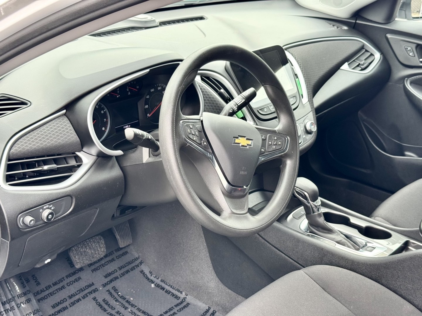 2023 WHITE Chevrolet Malibu 1FL (1G1ZC5ST4PF) with an 1.5L L4 DOHC 16V engine, 6A transmission, located at 7600 S Western Ave., Chicago, IL, 60620, (773) 918-3980, 0.000000, 0.000000- Photo#5