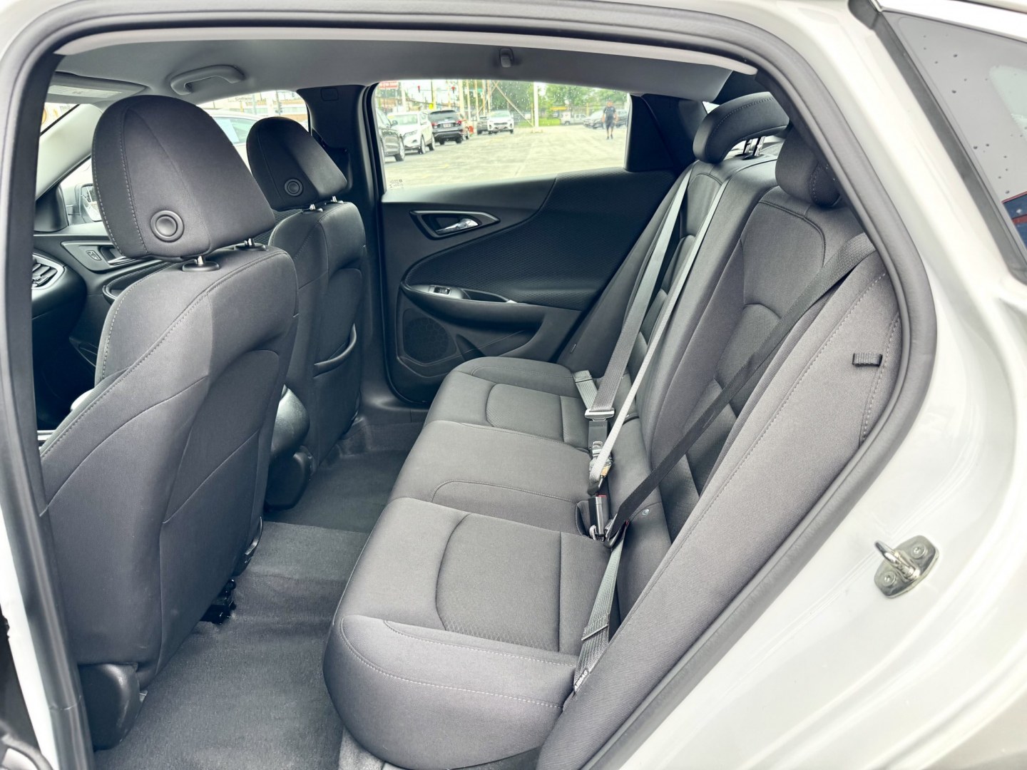 2023 WHITE Chevrolet Malibu 1FL (1G1ZC5ST4PF) with an 1.5L L4 DOHC 16V engine, 6A transmission, located at 7600 S Western Ave., Chicago, IL, 60620, (773) 918-3980, 0.000000, 0.000000- Photo#8