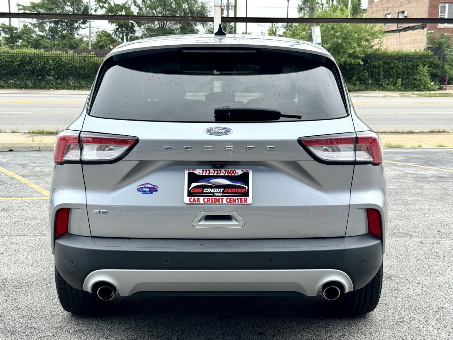 2022 SILVER Ford Escape SE (1FMCU0G67NU) with an 1.5L L3 engine, 6A transmission, located at 7600 S Western Ave., Chicago, IL, 60620, (773) 918-3980, 0.000000, 0.000000- Photo#3