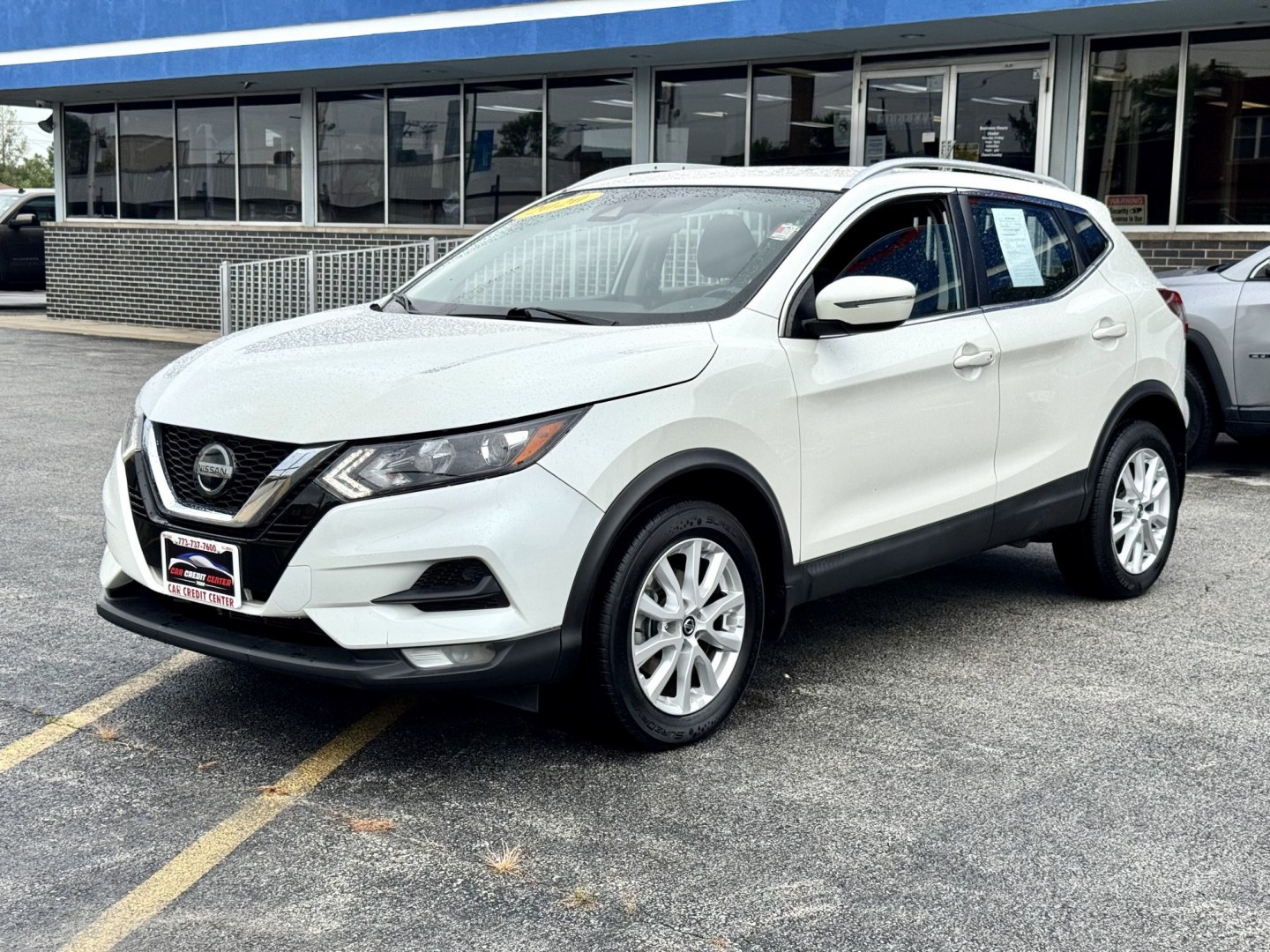 2020 WHITE Nissan Rogue Sport SL AWD (JN1BJ1CW1LW) with an 2.0L L4 DOHC 16V engine, CVT transmission, located at 7600 S Western Ave., Chicago, IL, 60620, (773) 918-3980, 0.000000, 0.000000- Photo#2