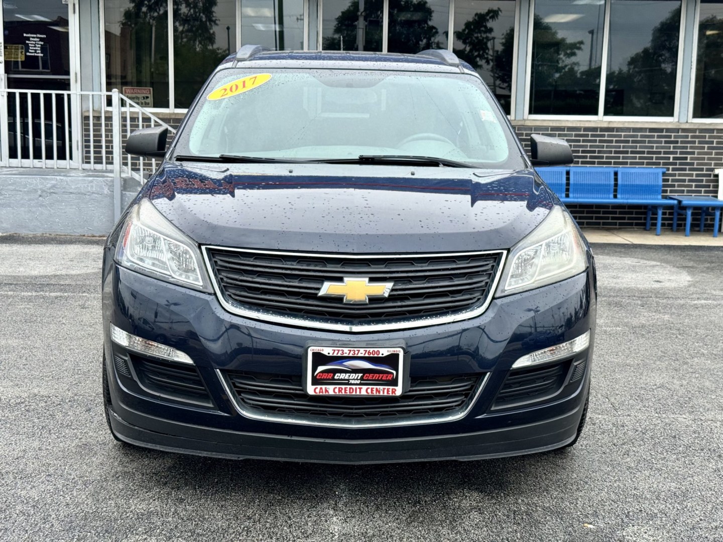 2017 BLUE Chevrolet Traverse LS FWD w/PDC (1GNKRFED1HJ) with an 3.6L V6 DOHC 24V engine, 6A transmission, located at 7600 S Western Ave., Chicago, IL, 60620, (773) 918-3980, 0.000000, 0.000000- Photo#1
