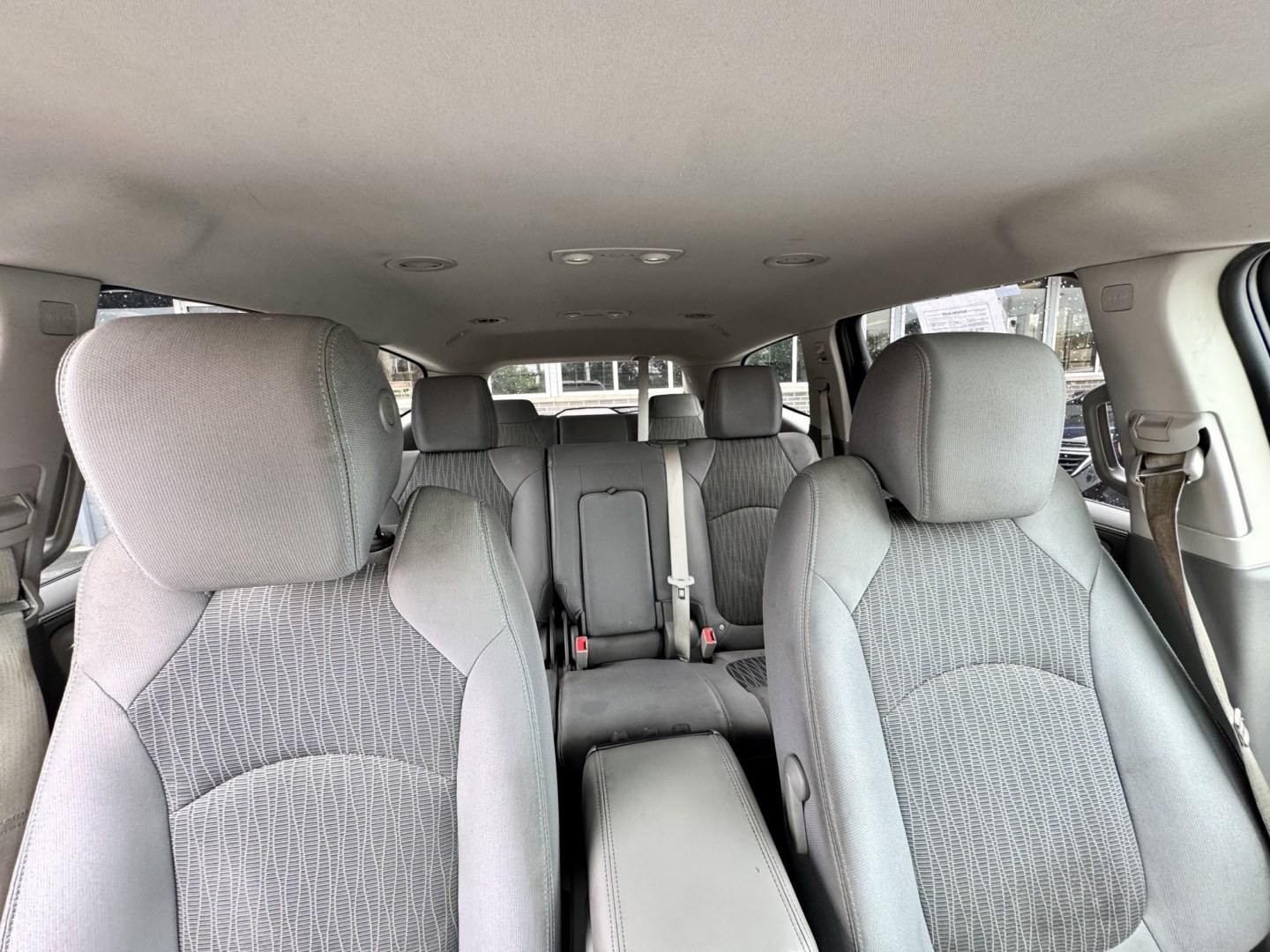 2017 BLUE Chevrolet Traverse LS FWD w/PDC (1GNKRFED1HJ) with an 3.6L V6 DOHC 24V engine, 6A transmission, located at 7600 S Western Ave., Chicago, IL, 60620, (773) 918-3980, 0.000000, 0.000000- Photo#13